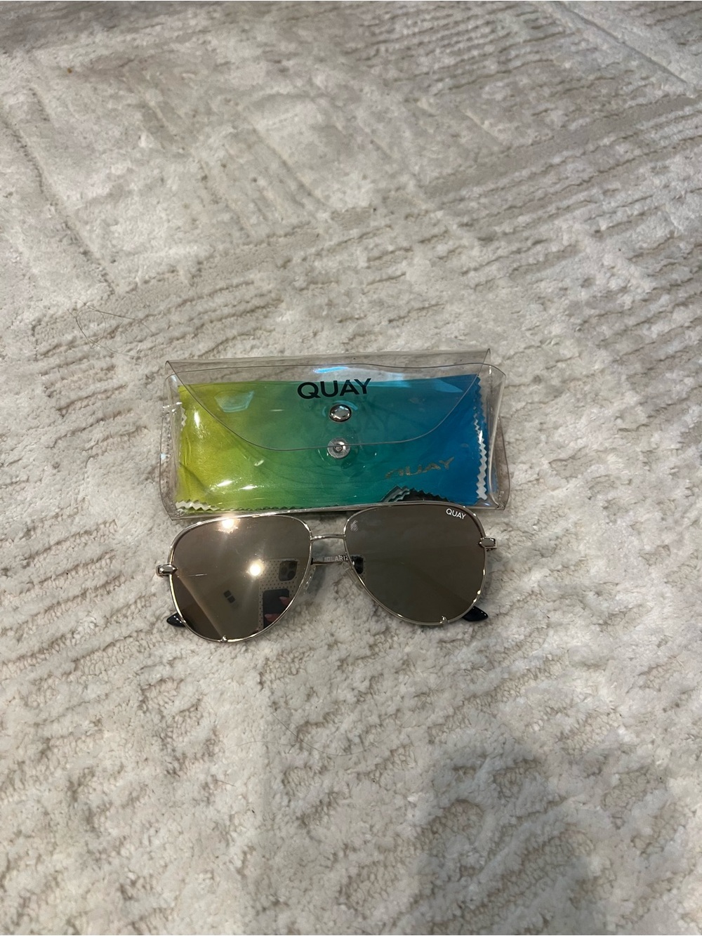 Quay Australia Silver Aviator Sunglasses with Gradient Blue-Green Case